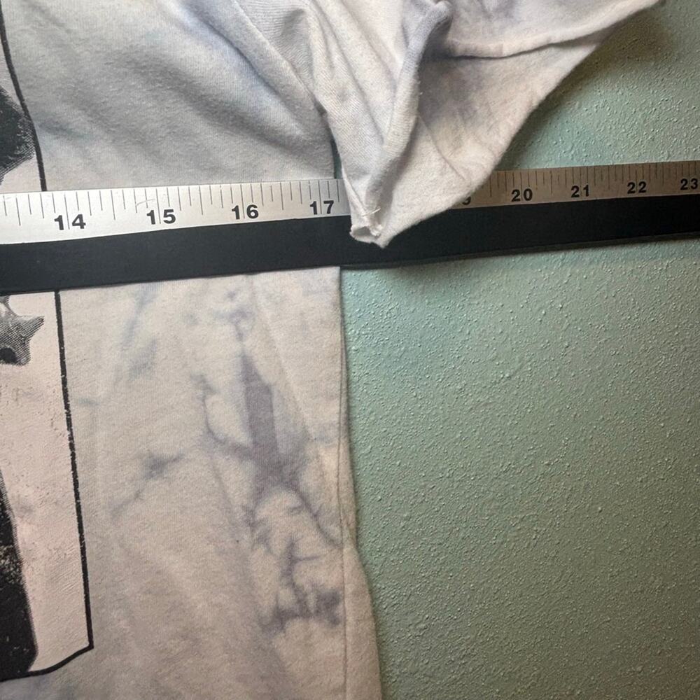Women's KISS White Grey Tie-Dye Teal Logo In Concert Short Sleeve Tee S - Picture 5 of 6